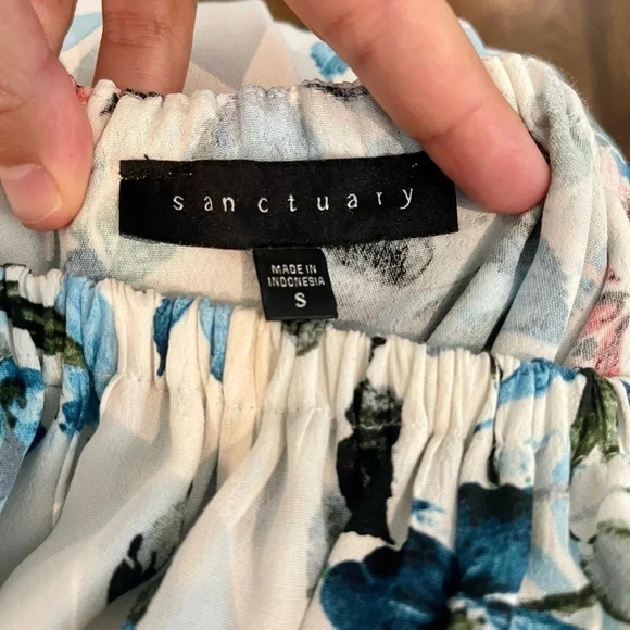 Sanctuary Havana Floral off the shoulder dress. Size S - Picture 3 of 4